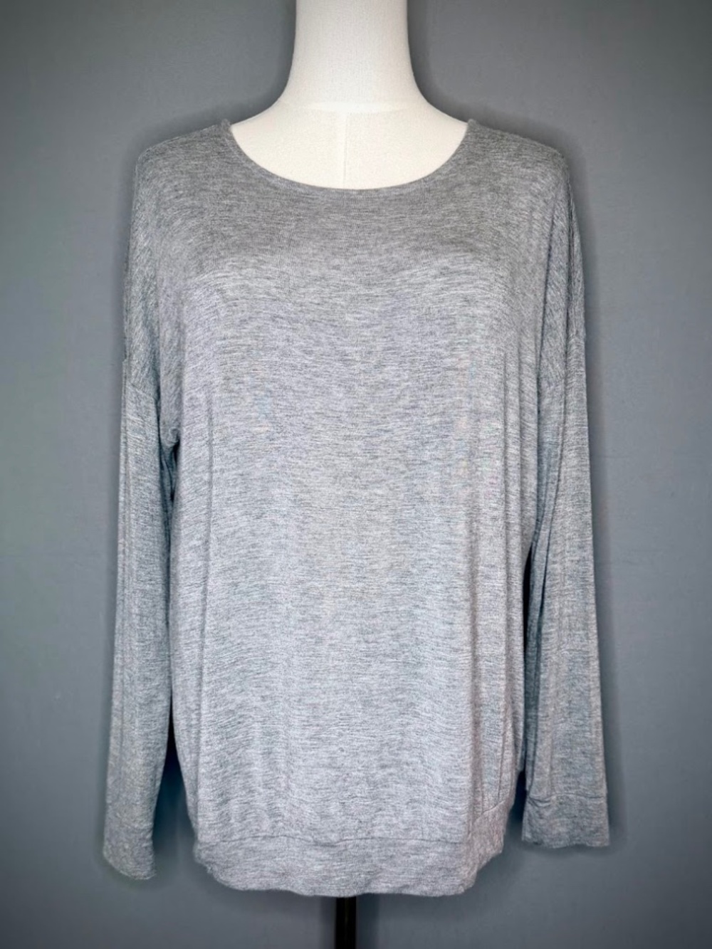 Adore Me Gray Open Back Long Sleeve Lounge Top Pink Satin Tie Size Medium